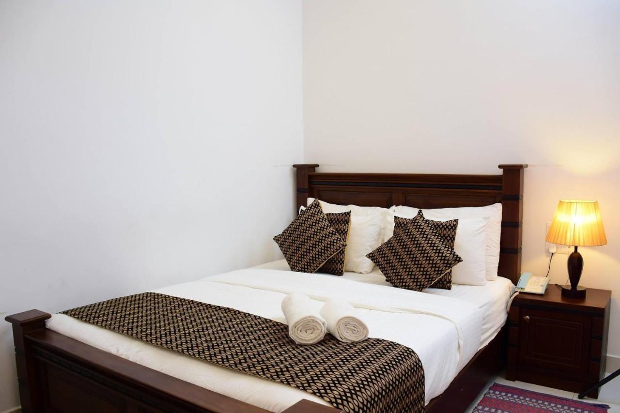 Hotel Bamiyan Kandy Buitenkant foto