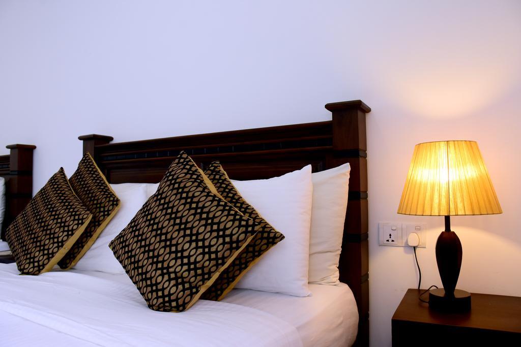 Hotel Bamiyan Kandy Buitenkant foto